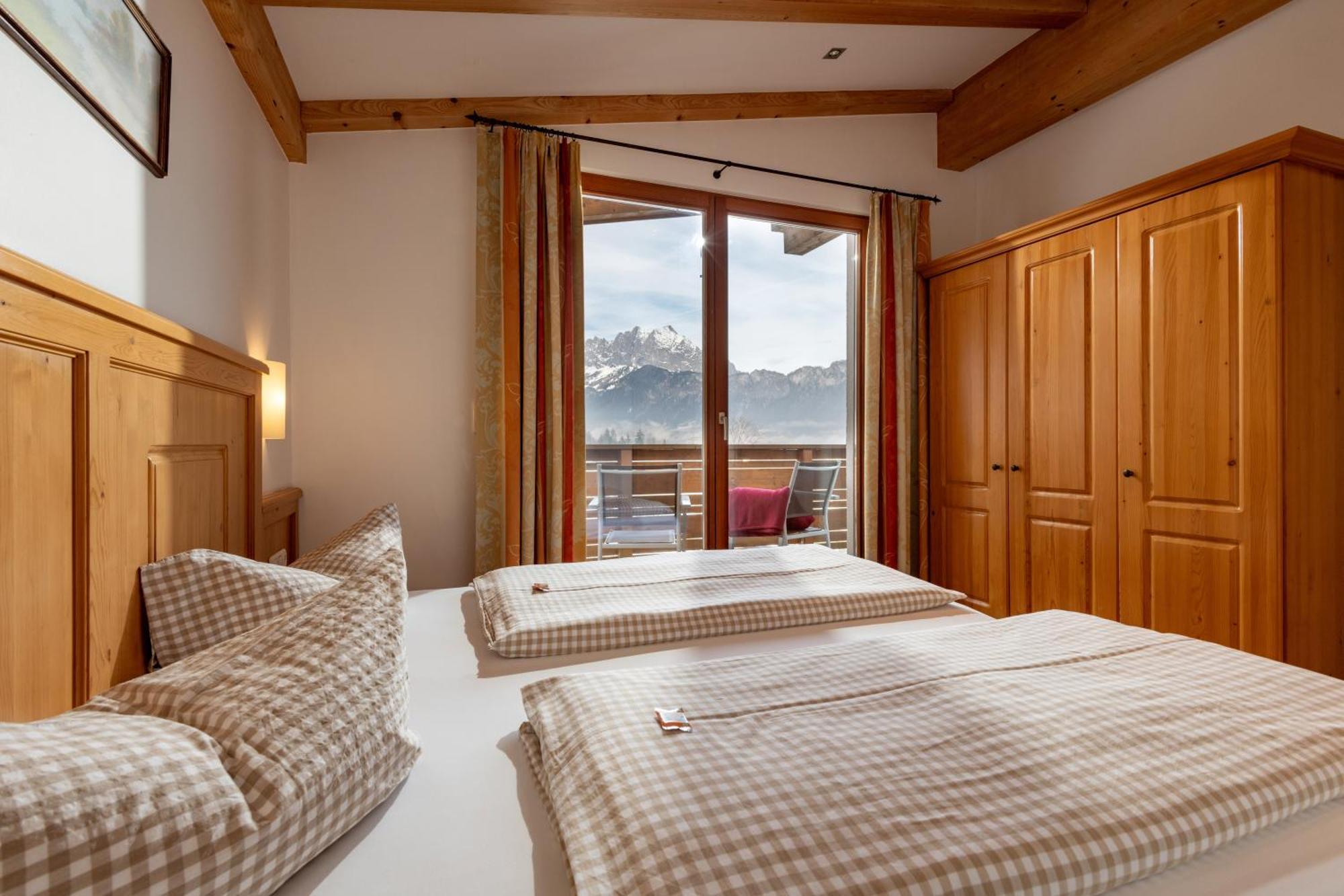 Pension Noella Sankt Johann in Tirol Esterno foto