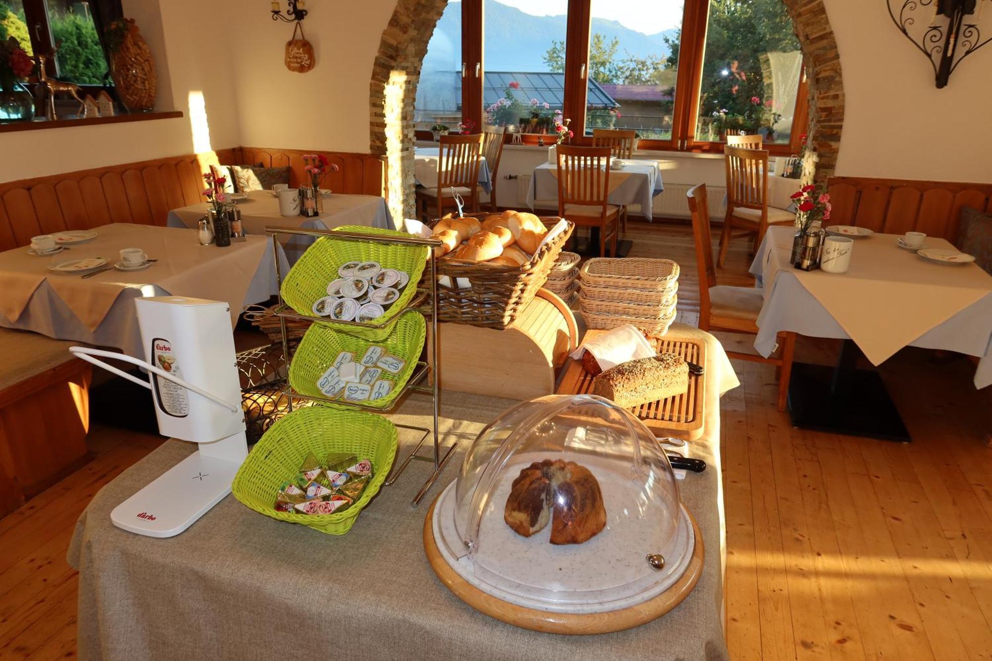 Pension Noella Sankt Johann in Tirol Esterno foto
